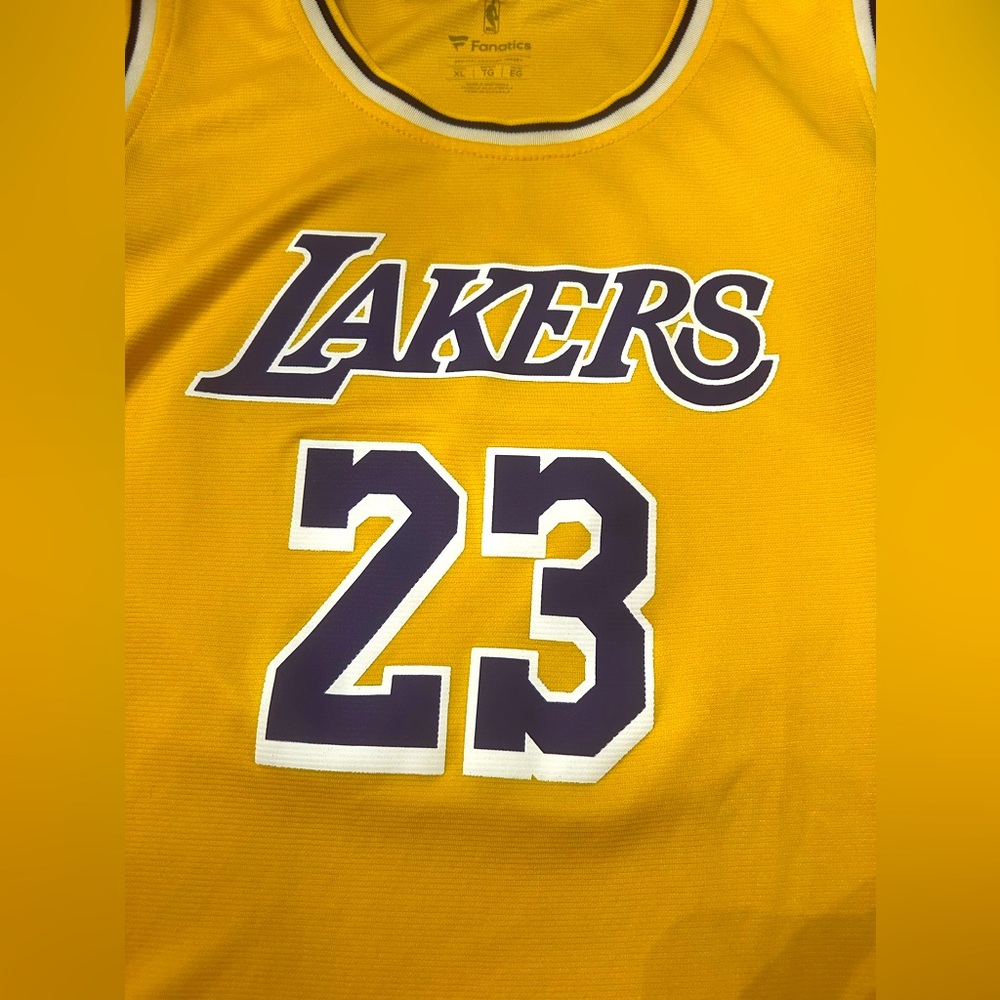 NBA Official Lebron James Lakers Youth Jersey size XL - Picture 2 of 4